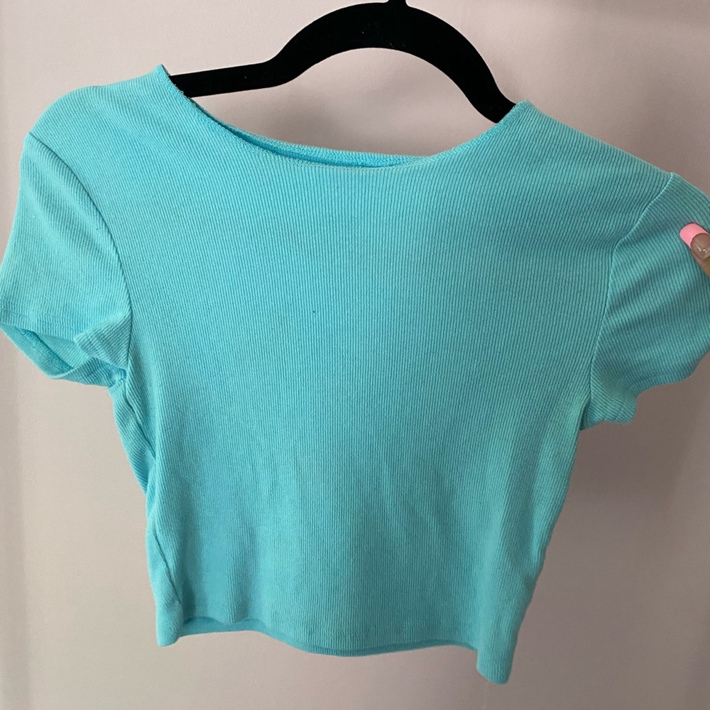 crop top